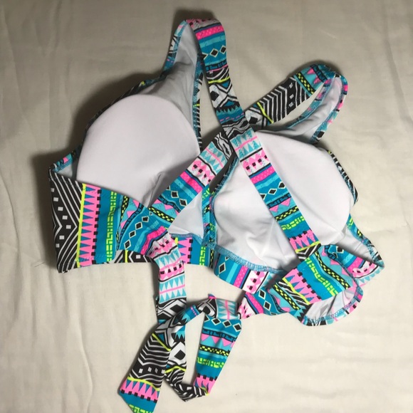 Aztec 2 piece swimsuit - Picture 4 of 6